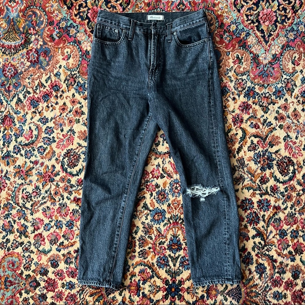 Madewell The Perfect Vintage Ripped Knee Jeans in Roxstone Wash